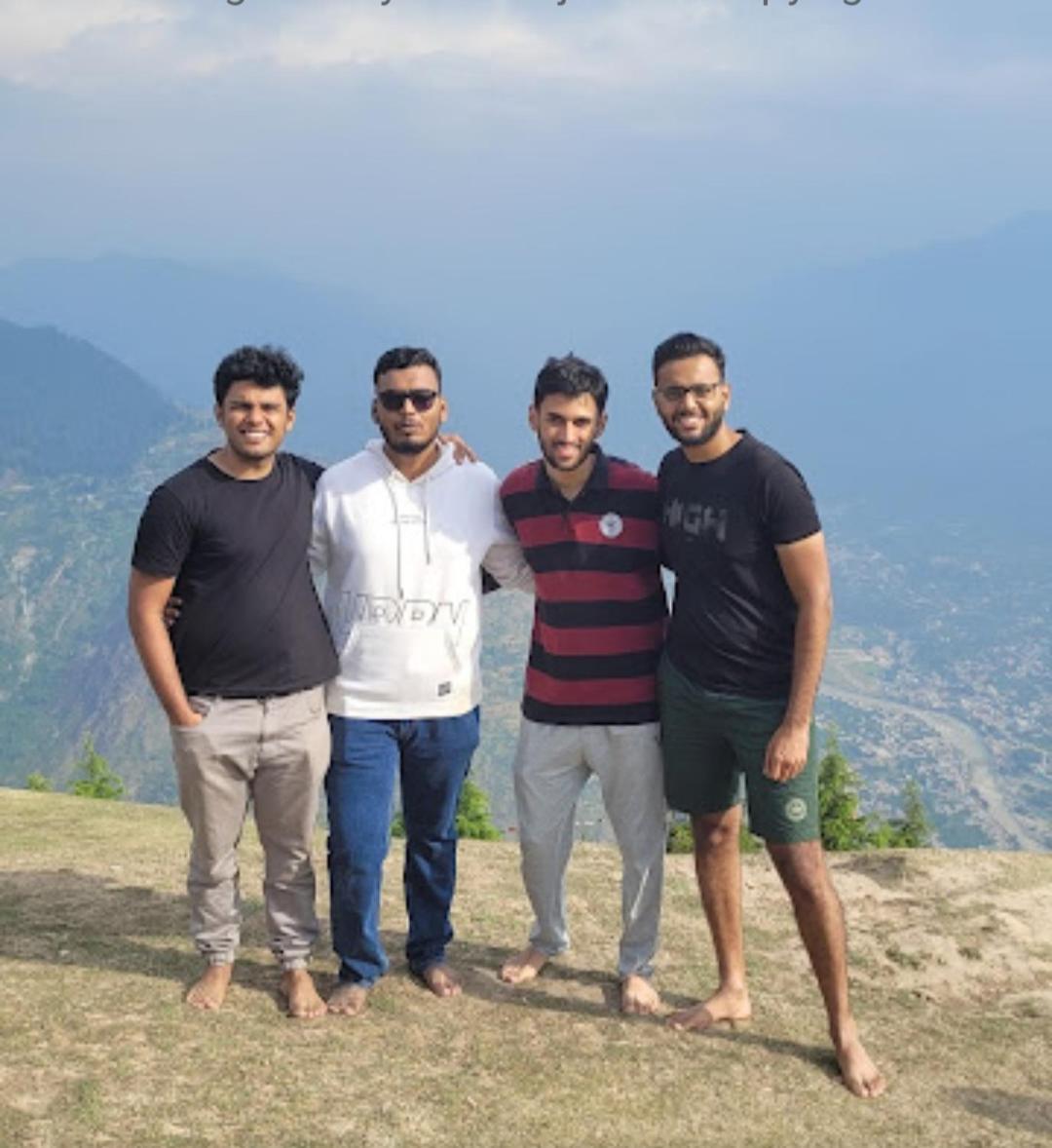 Tirthan Crest Homestay Banjār 외부 사진